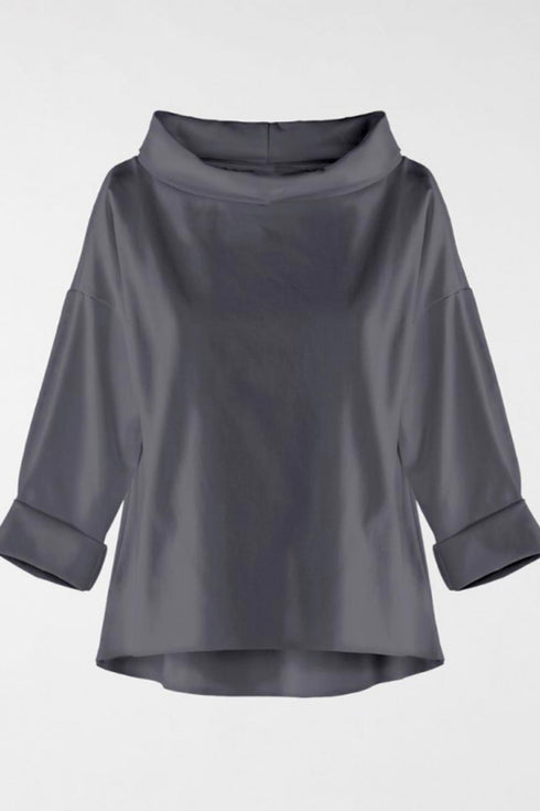 Elegant top with wide turtleneck Inga