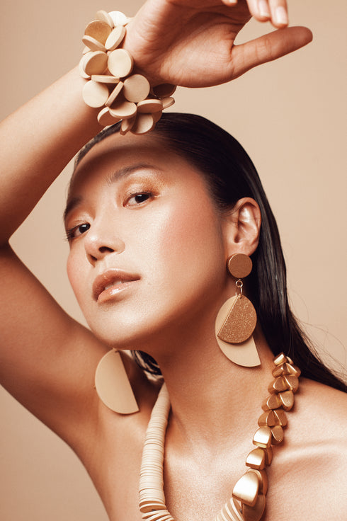 Teardrop shaped necklace Liron