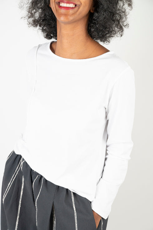 Long sleeve with seam detail