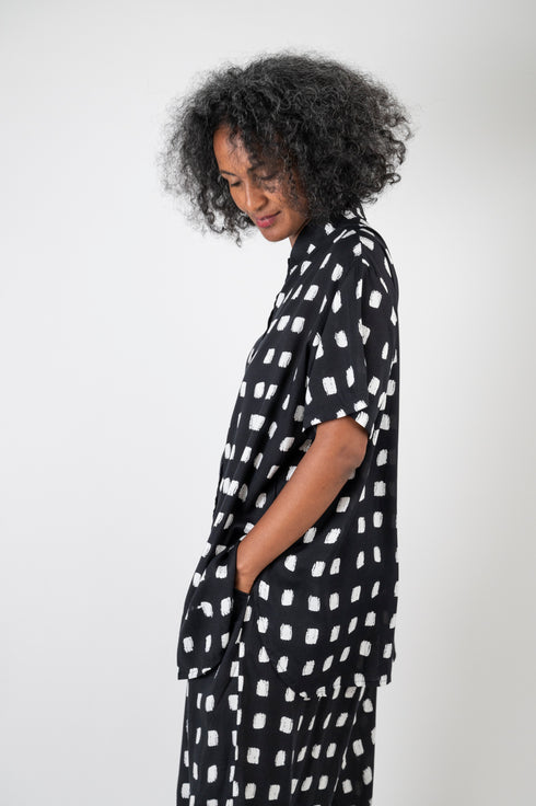 Freya short-sleeved blouse