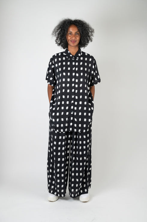 Freya short-sleeved blouse