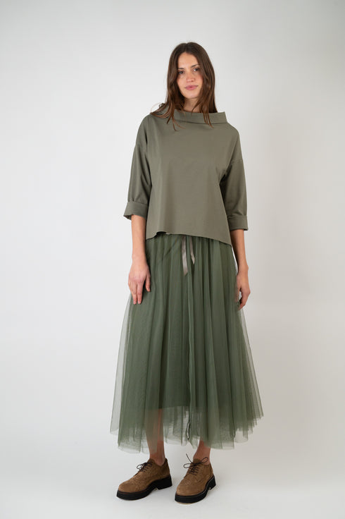 Top elegante con ampio dolcevita Inga