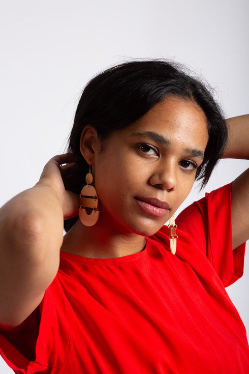 Geometric wooden earrings Mehrin