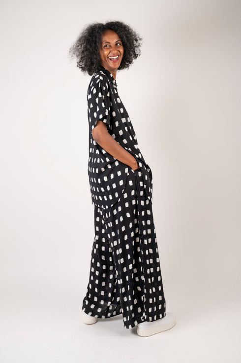 Freya short-sleeved blouse