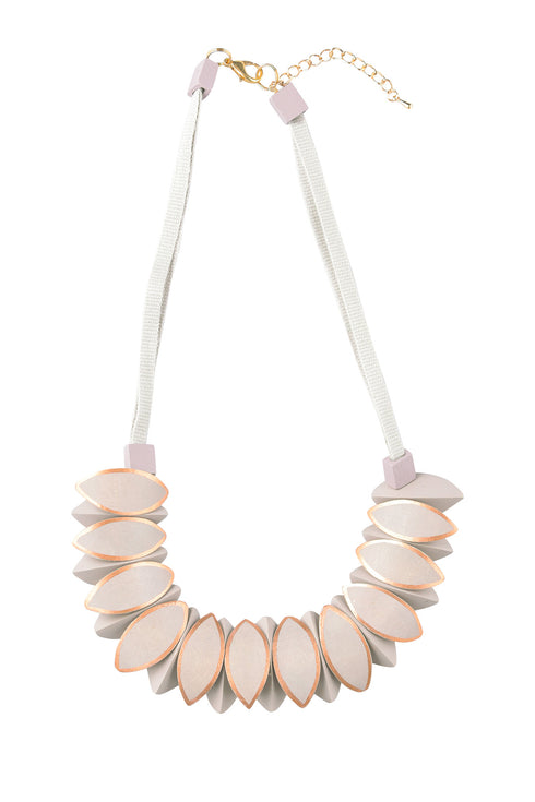 Elegant necklace Sadie