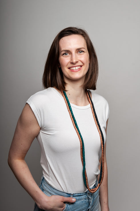 Long wooden chain Rory