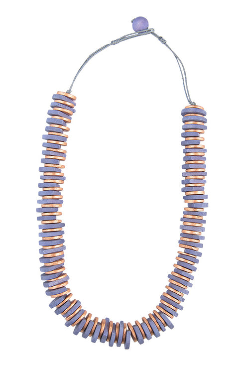 Collana elegante di legno Menami