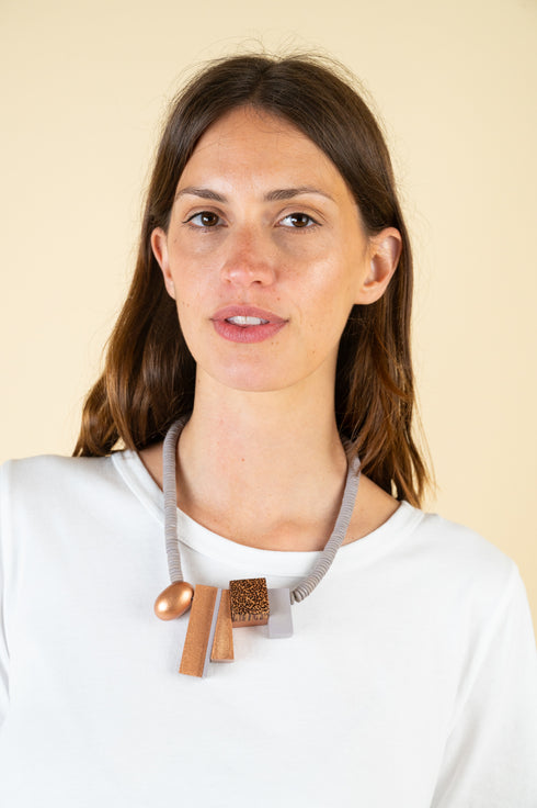 Short necklace Aubrey