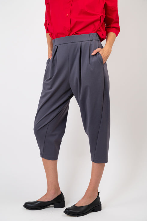 Hose mit Bundfalten vorn