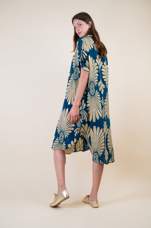 Y Perché vestire Estefania