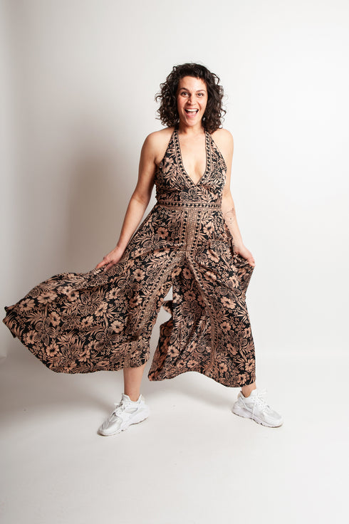 Halterneck jumpsuit Saya