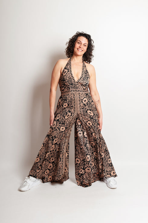 Halterneck jumpsuit Saya