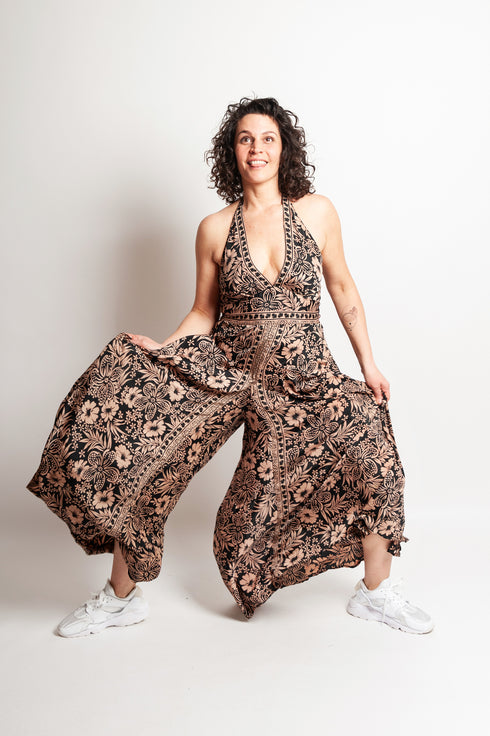 Halterneck jumpsuit Saya