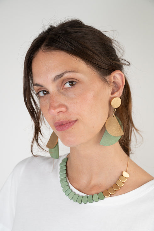 Orecchini pendenti geometrici Fiamma