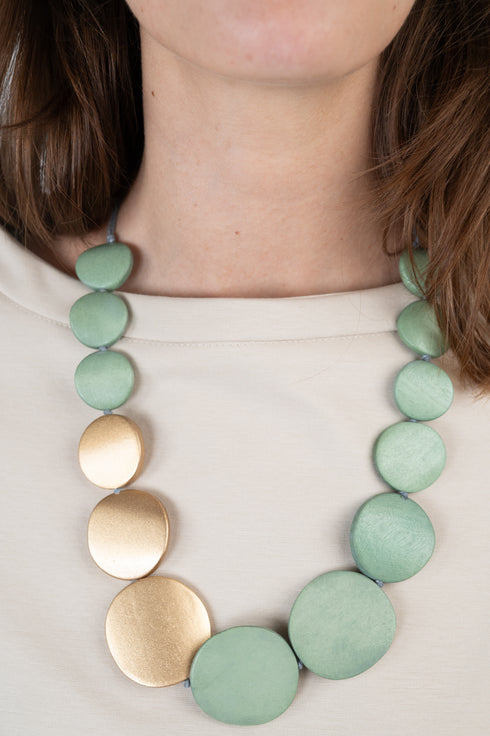 Elegant Hailey necklace