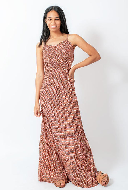 Y Perché? Abito Alina con spalline e lunghezza al pavimento