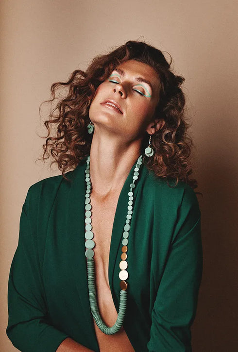 Playful hanging earrings Fiorella